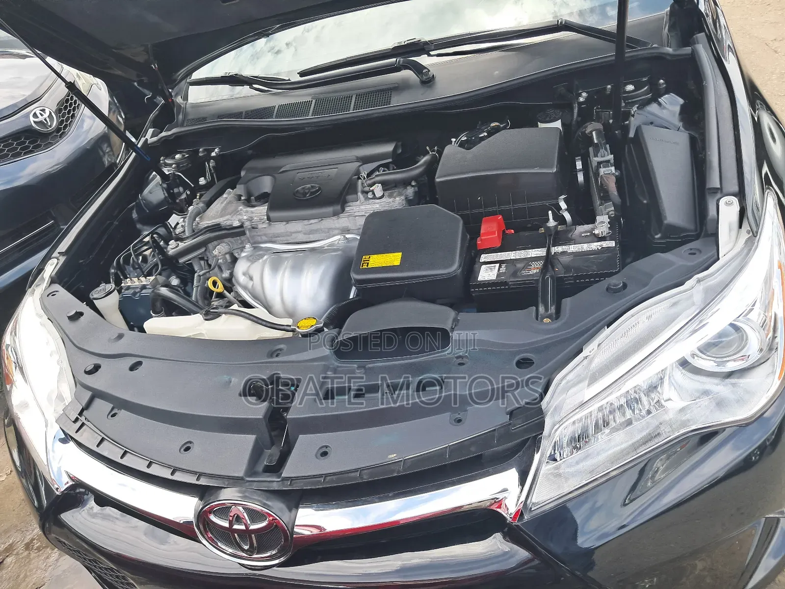 Toyota Camry 2016 Blue