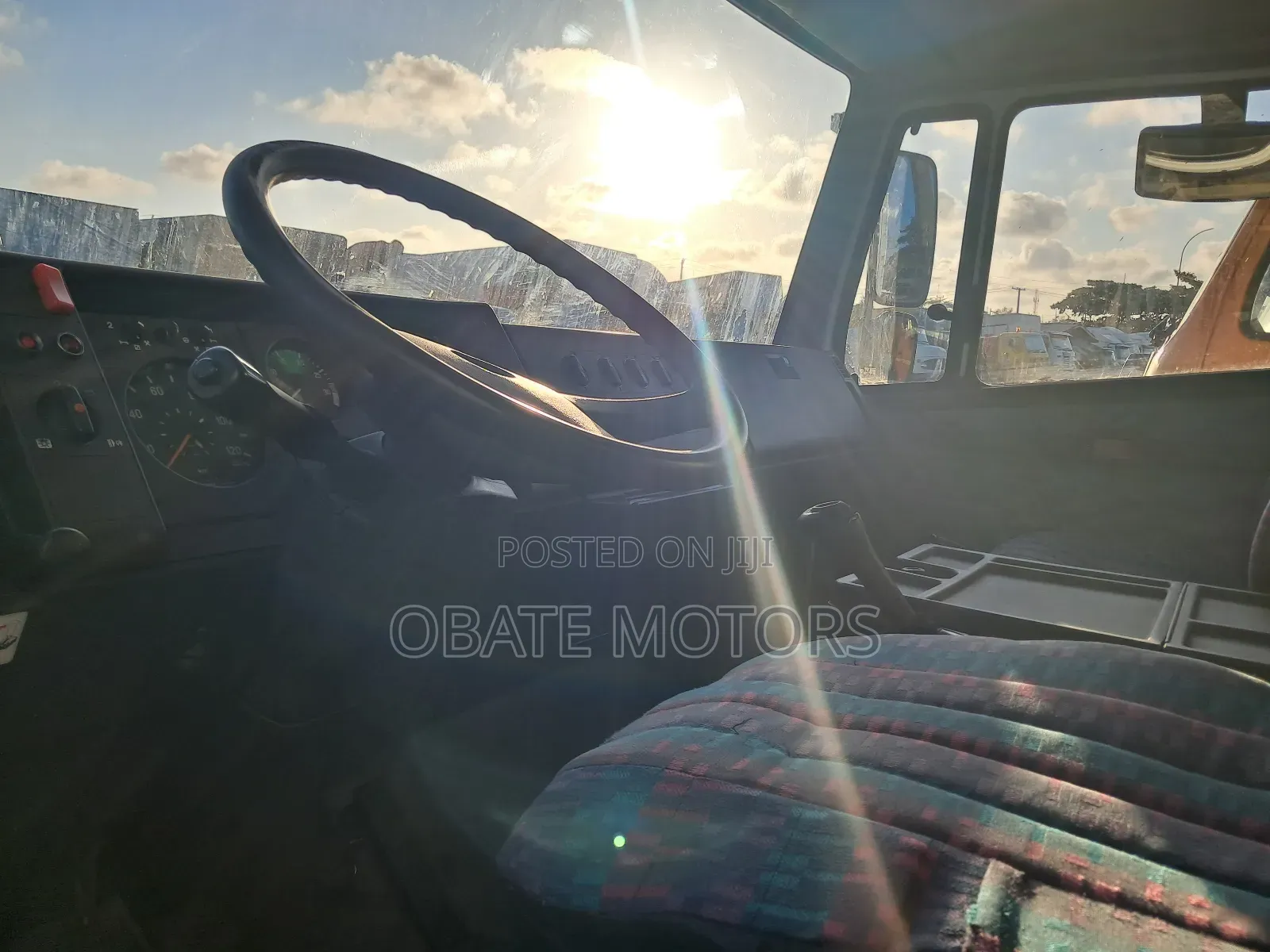 Mercedes Benz 814 Truck