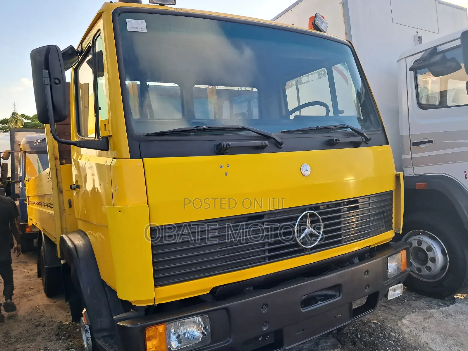 Mercedes Benz Truck 814