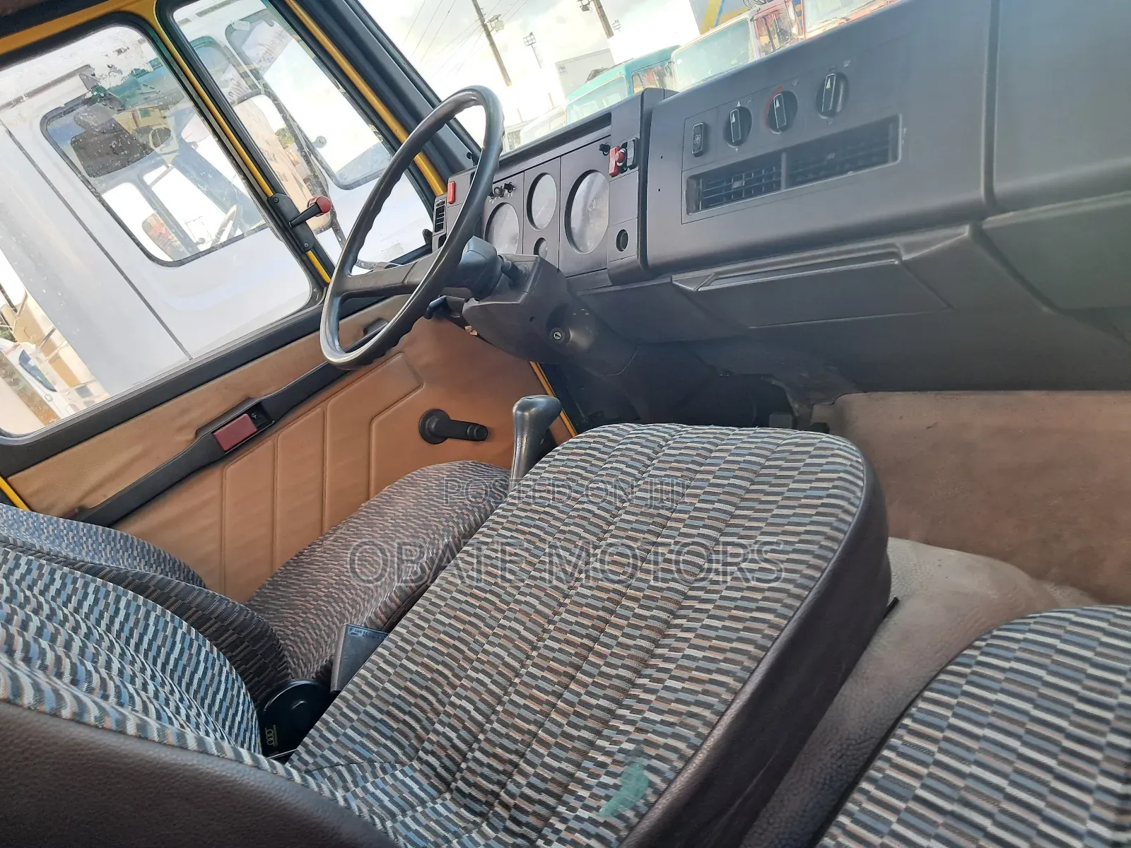 Mercedes Benz Truck 814