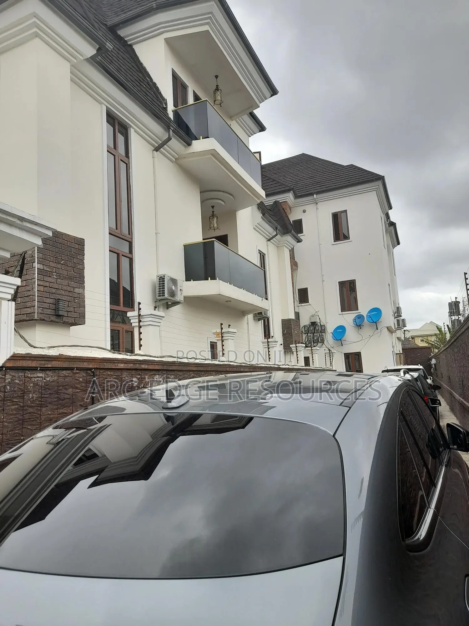 Furnished 5bdrm Duplex in Apple Junction for sale