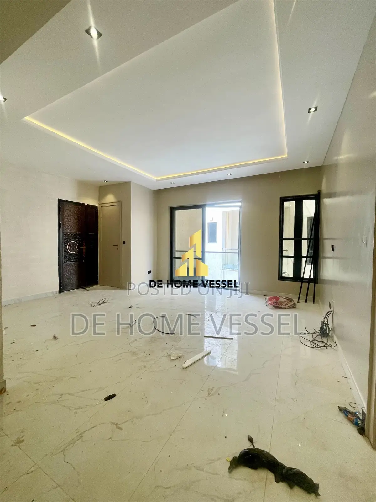 2bdrm Apartment in Lekki Phase 1 for sale