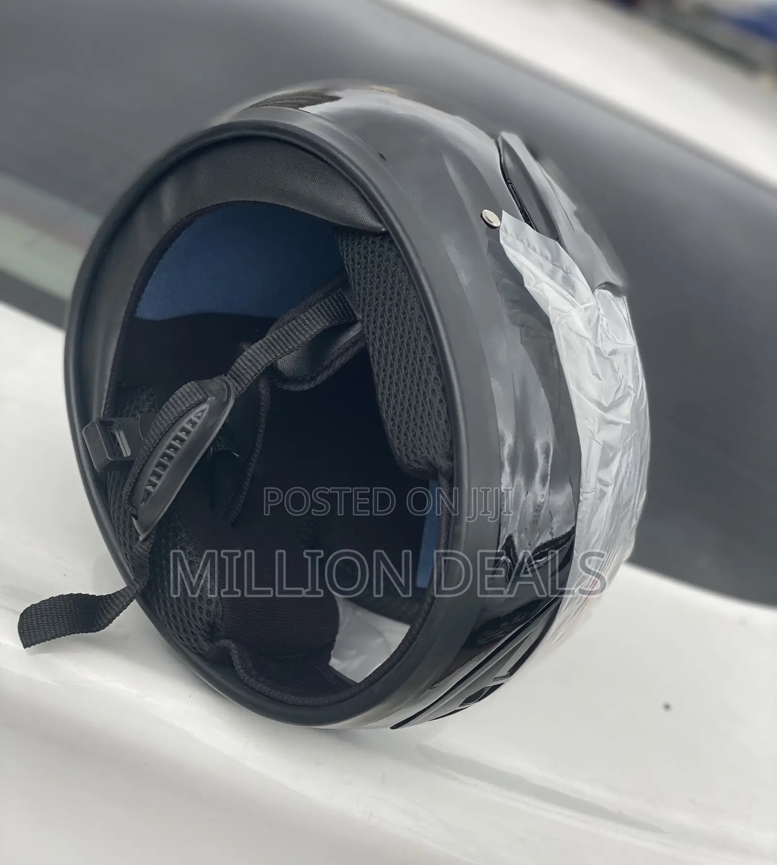 Black Trendy Cycling Helmet