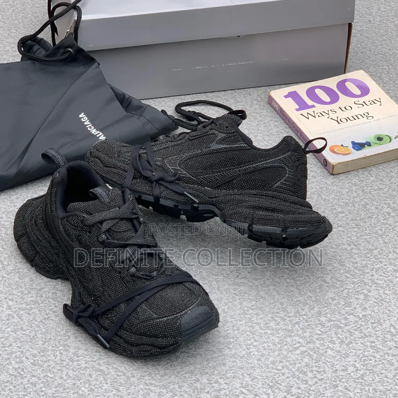 BALENCIAGA Luxury Sneakers