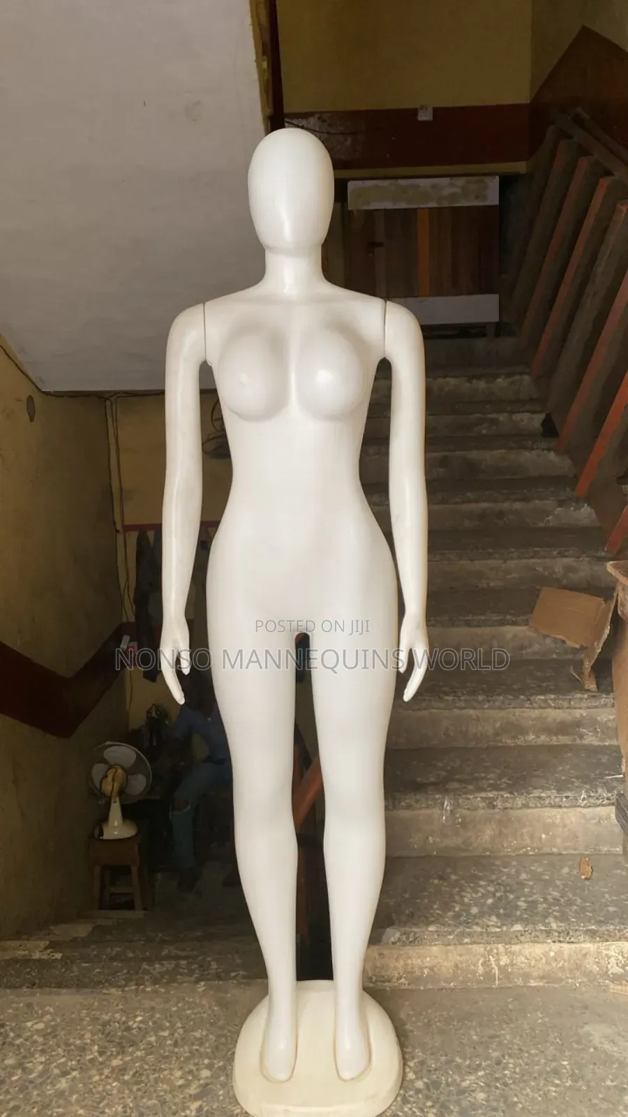 Faceless White Size 10 Non Detachable Waist Mannequins