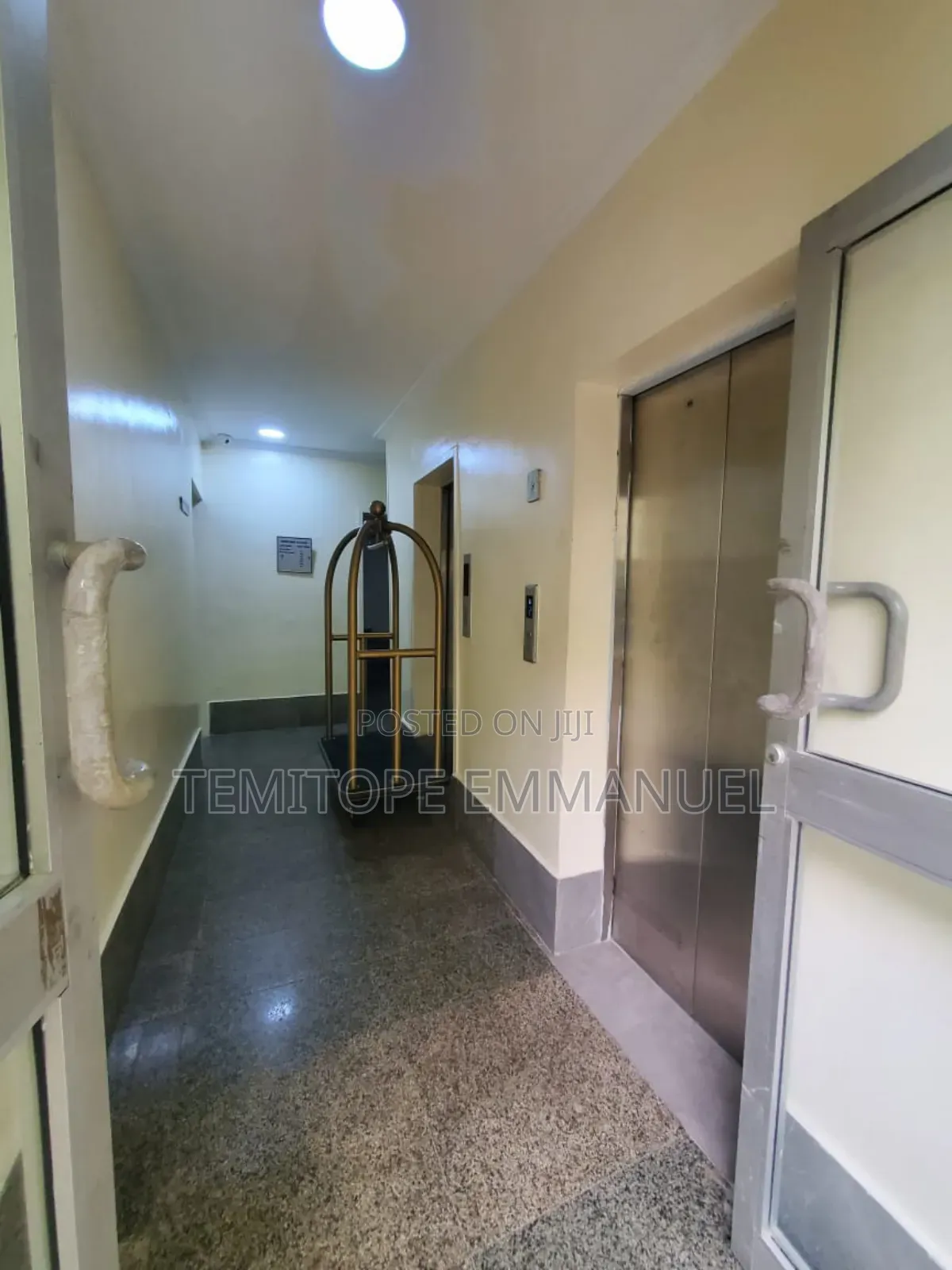 Nice 82rooms Hotel on 3666sqm.C of O.Swimming Pool Elevator