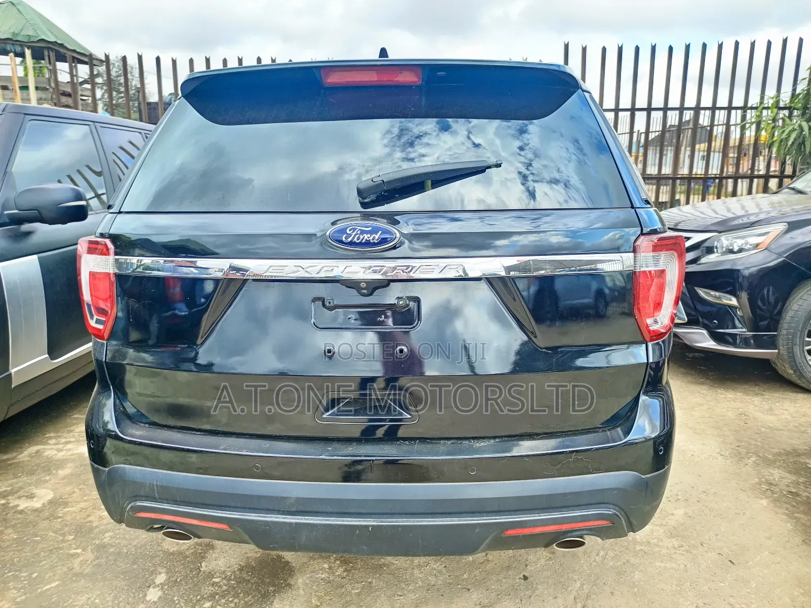 Ford Explorer 2013 Black