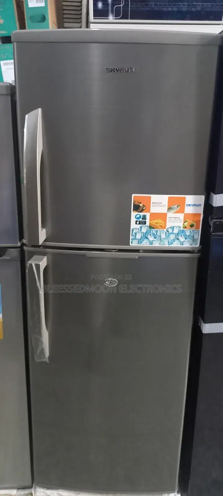 Skyrun Expert Cooling Low Voltage Standing Fridge 3yrs Garra