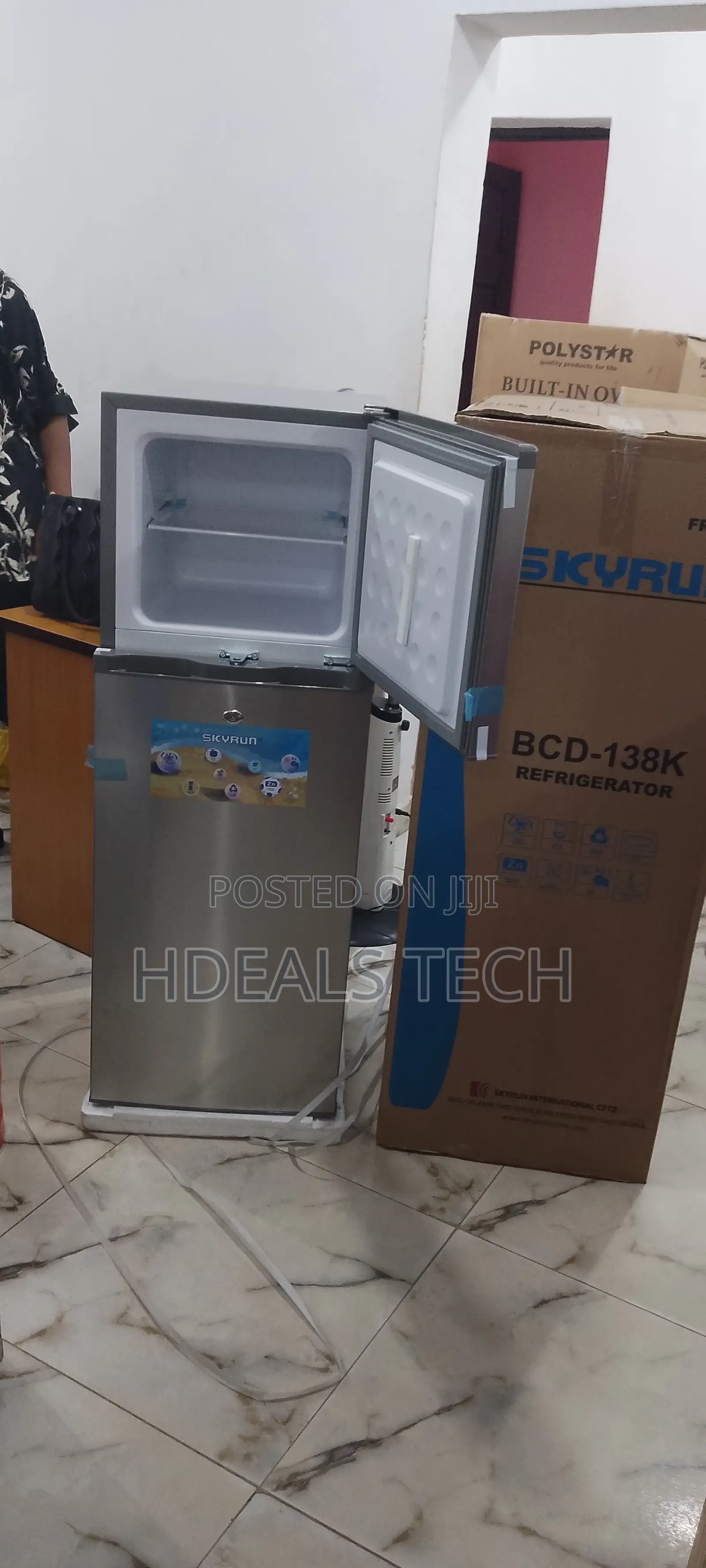 Efficient Skyrun 138L Double Door Top Mount Fridge 