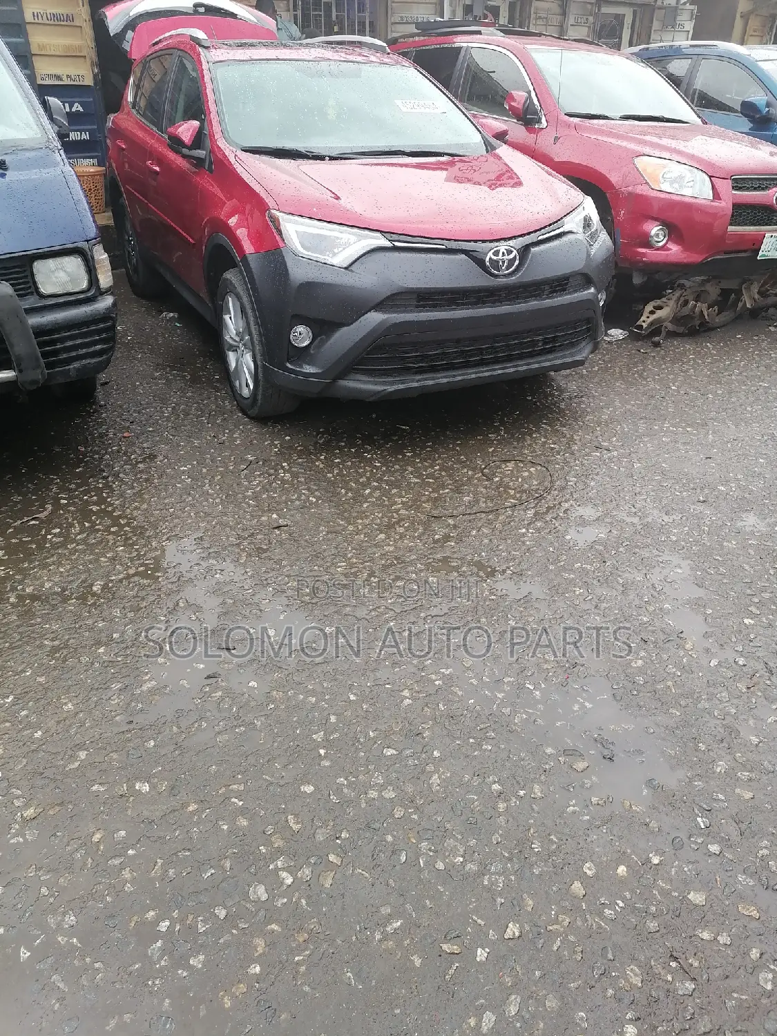 Rav4 2015 Upgraded to 2018 Front and Back Kit Available
