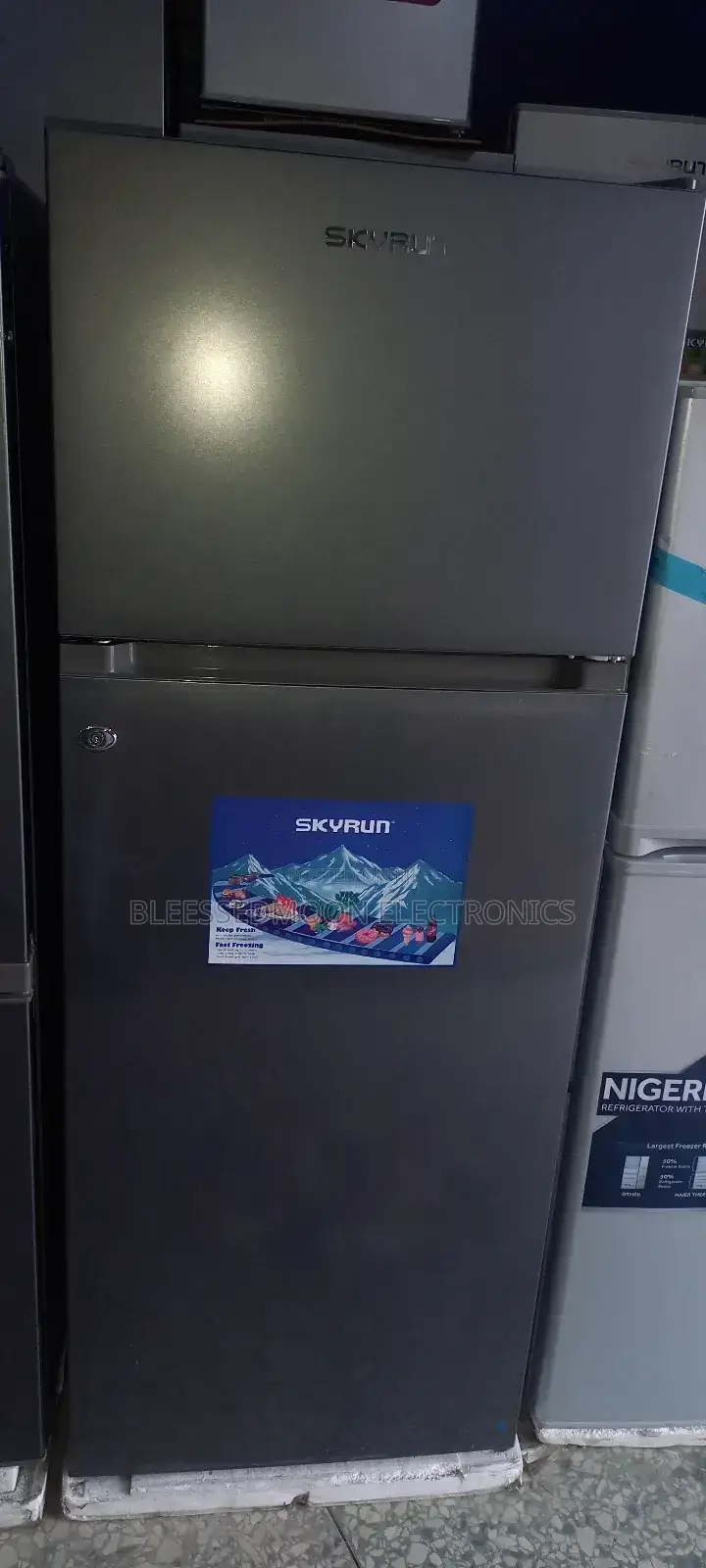 Skyrun Stabiliser Free Expert Supper Fast Freezing Fridge