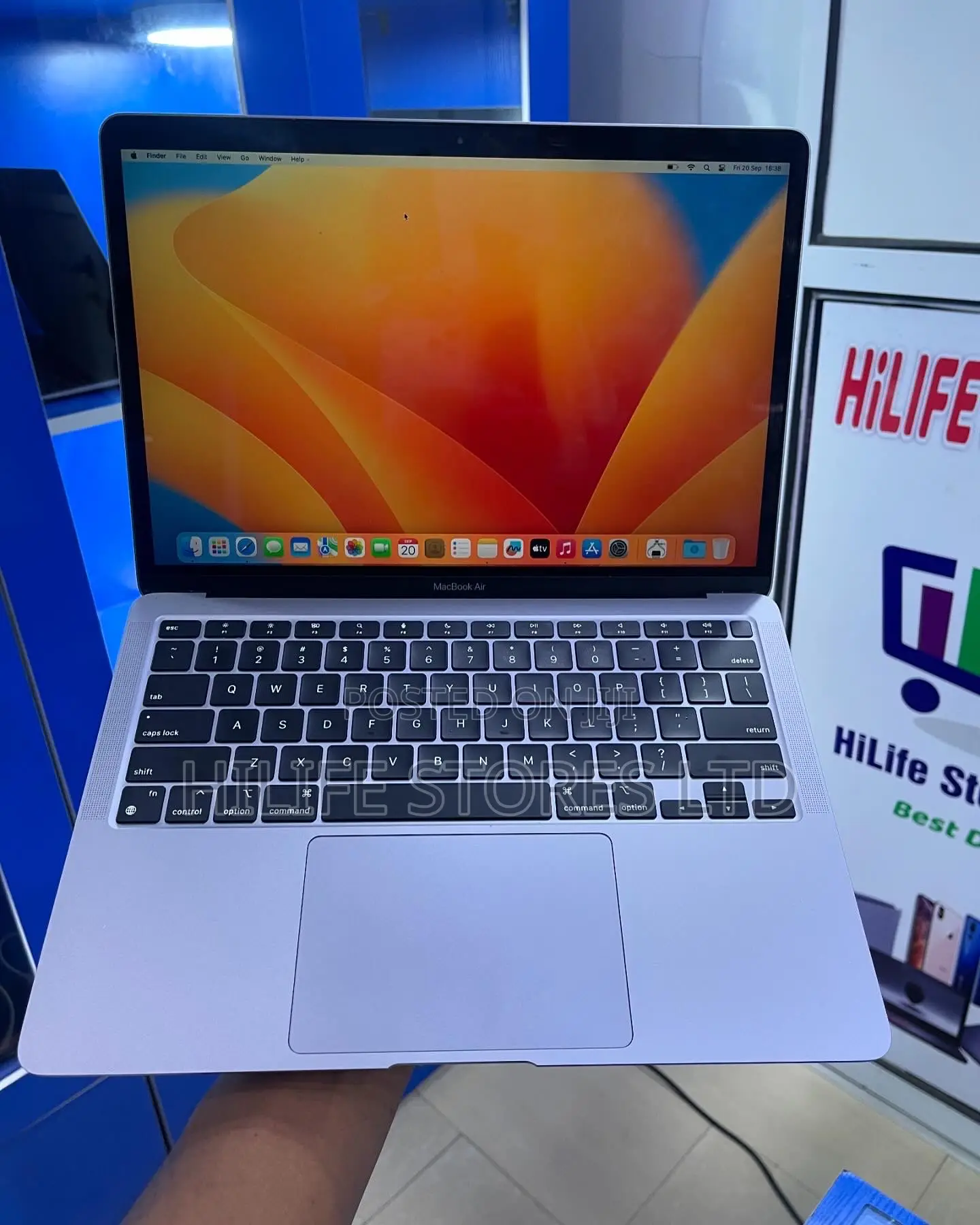 Laptop Apple MacBook Air 2020 8GB Apple M1 SSD 512GB
