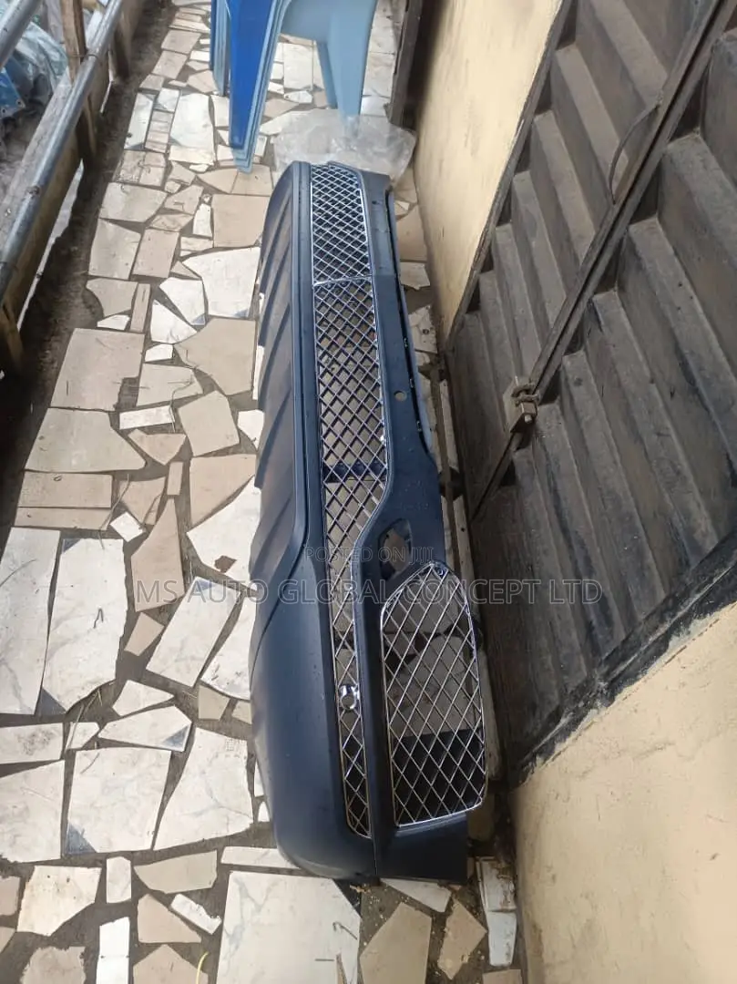 Bentley Bentyaga Front Bumper