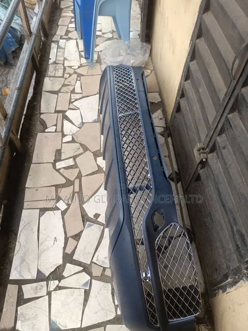 Bentley Bentyaga Front Bumper