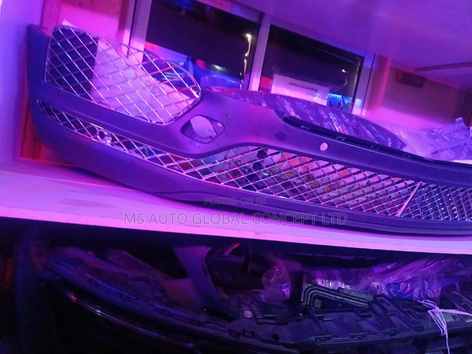 Bentley Bentyaga Front Bumper