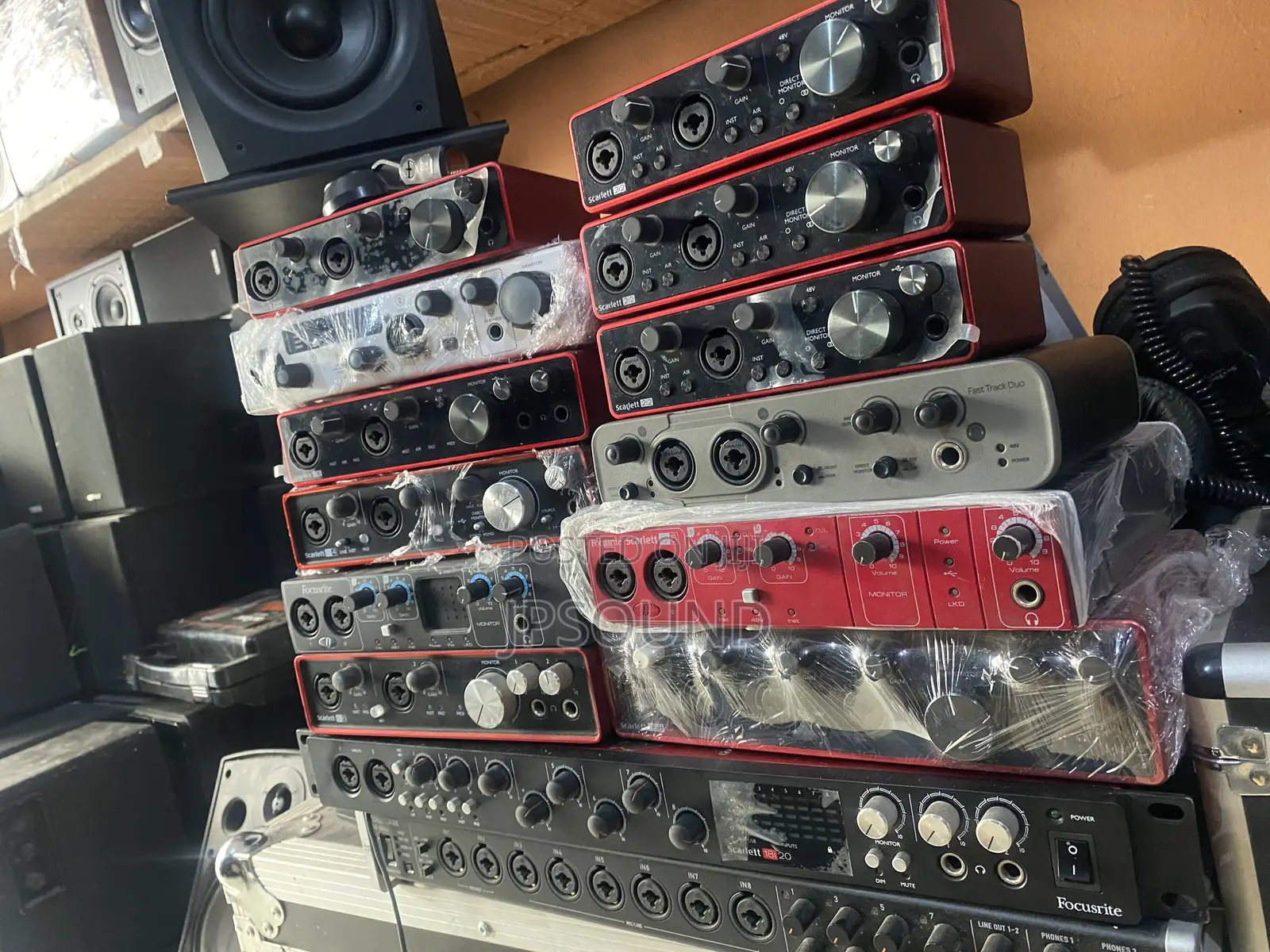 London Use Focusrite Scarlet Soundcard