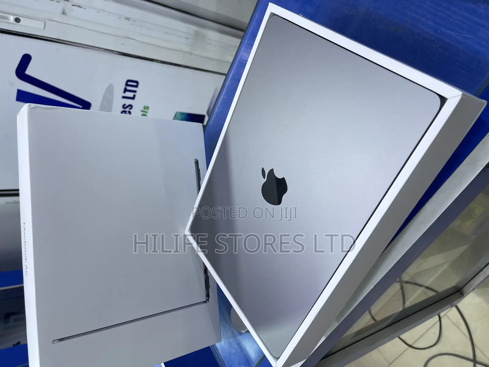 Laptop Apple MacBook Air 2022 M2 16GB Apple M2 SSD 256GB