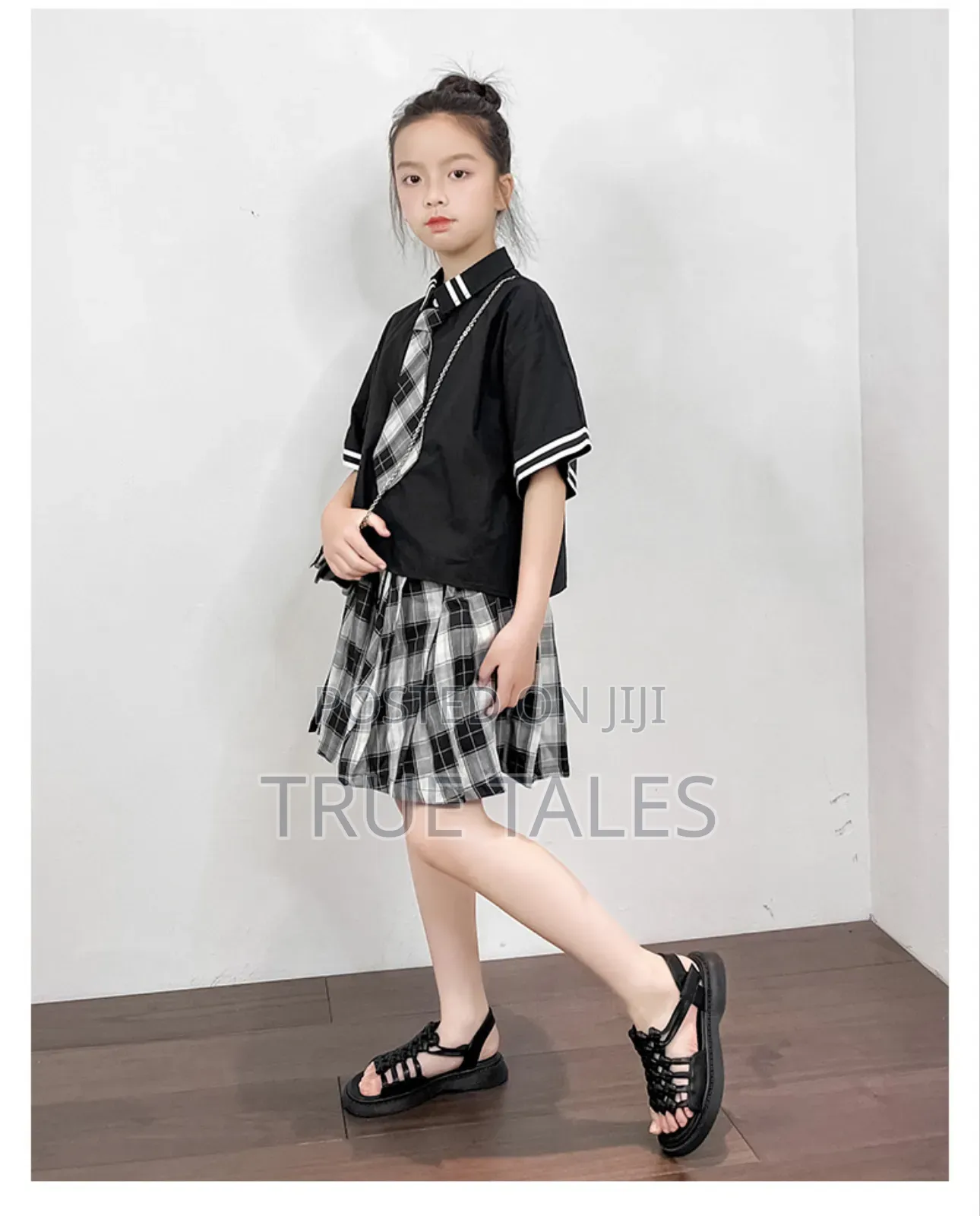 Girl's Weave Sandals White Black Sizes 24 To 37