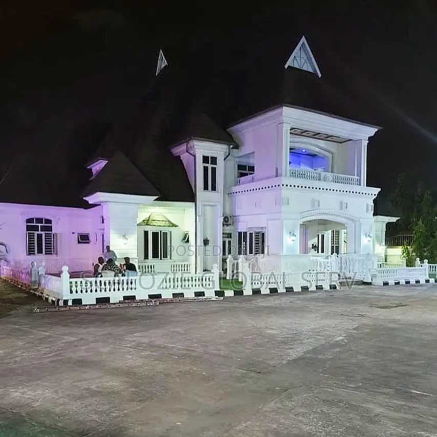 5bdrm Duplex in Port-Harcourt for sale