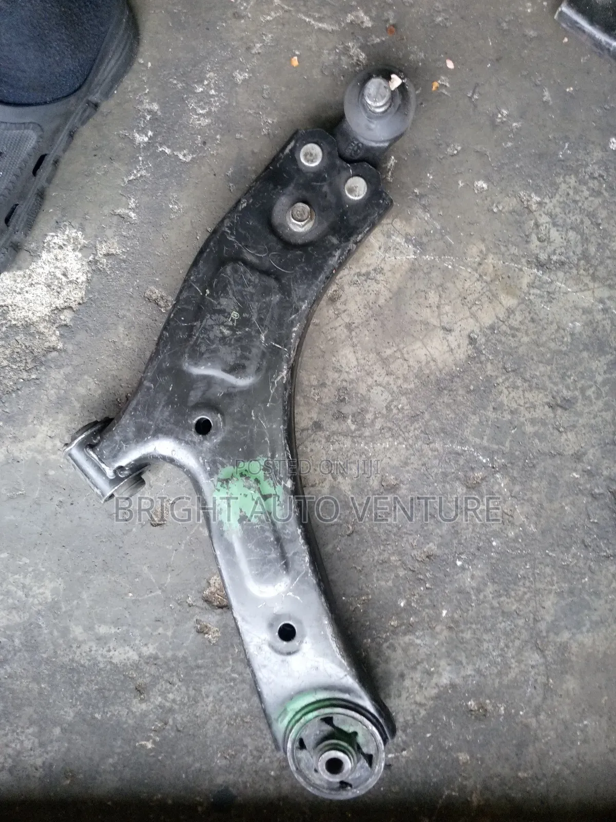 Low Arm for Hyundai H1- BUS