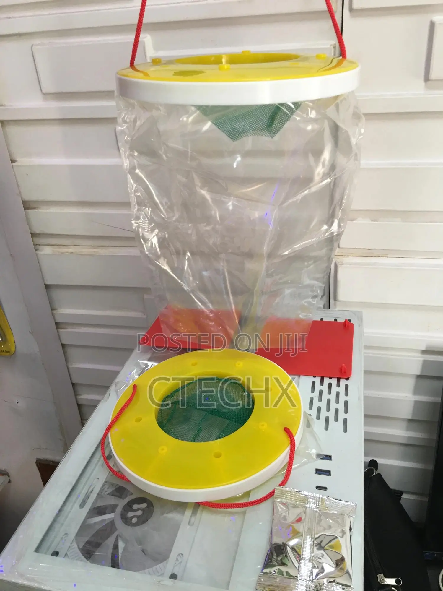 Reusable Hanging Fly Trap, Indoor or Outdoor Pack of 2