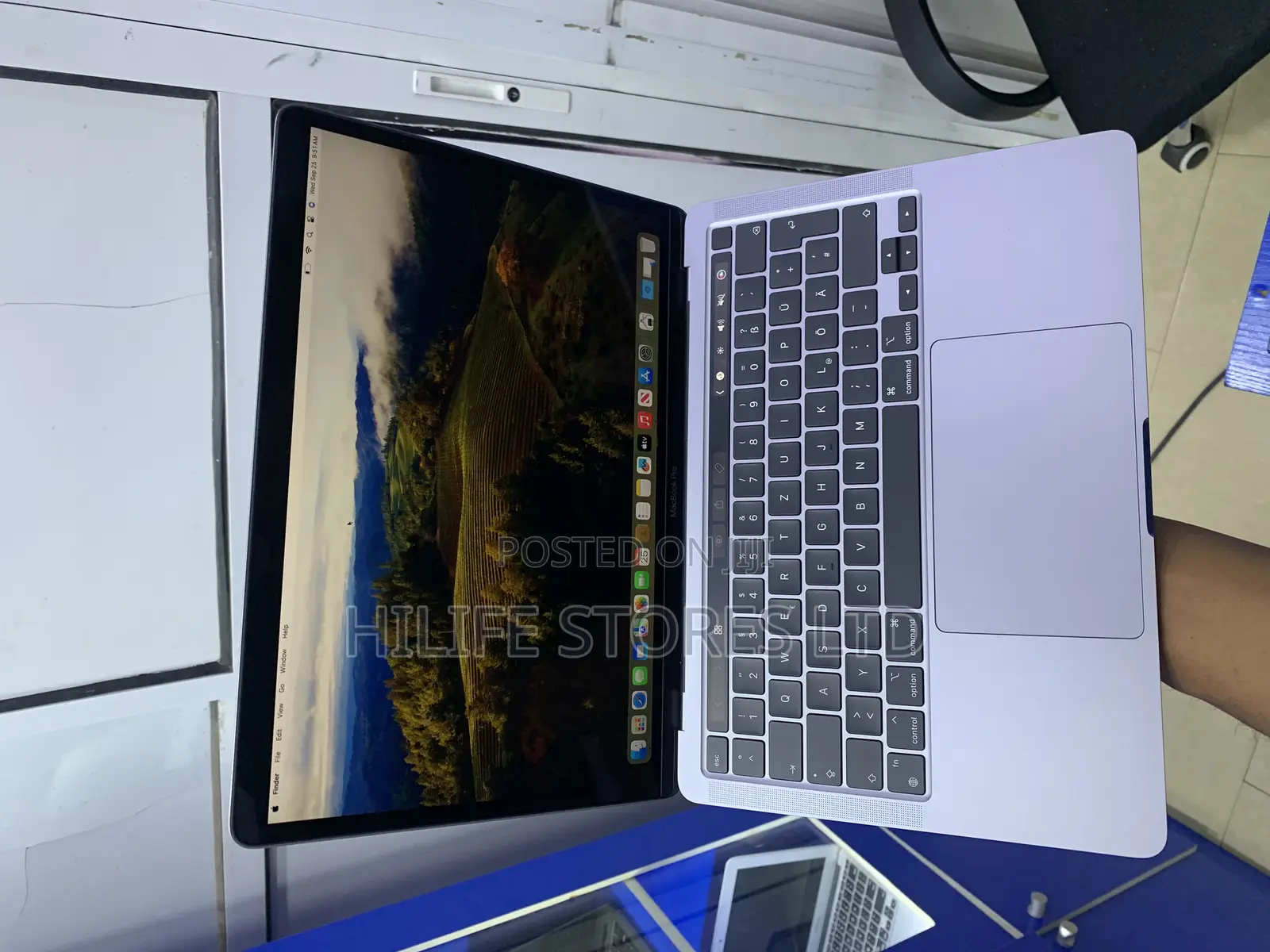 Laptop Apple MacBook Pro 2020 M1 8GB Apple M1 SSD 512GB