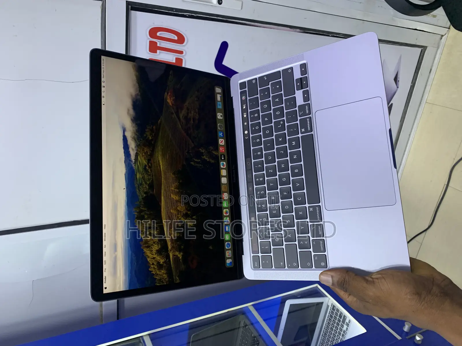 Laptop Apple MacBook Pro 2020 M1 8GB Apple M1 SSD 512GB