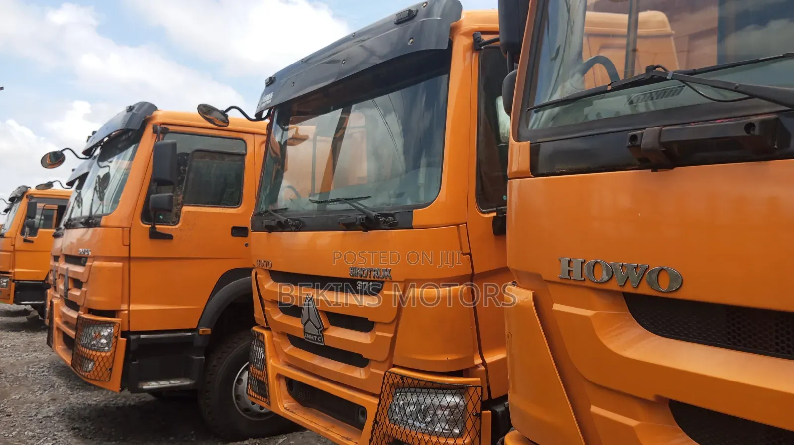 China Used Howo Truck Yellow Colour