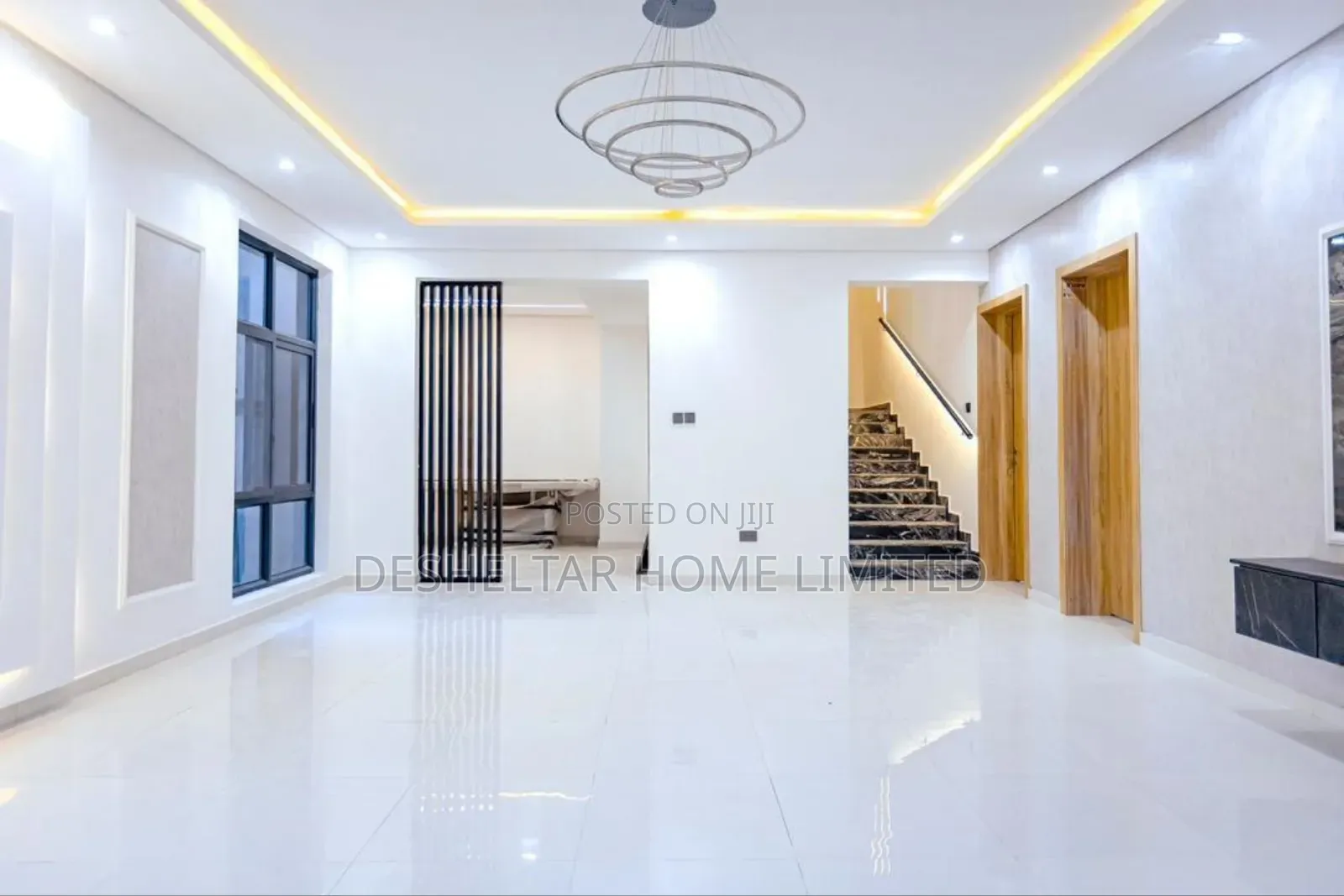 4bdrm Block of Flats in Old Ikoyi Building for rent
