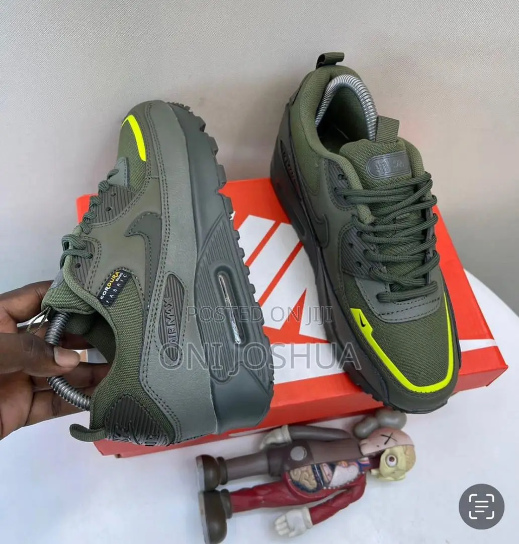 Nike Airmax Sneakers