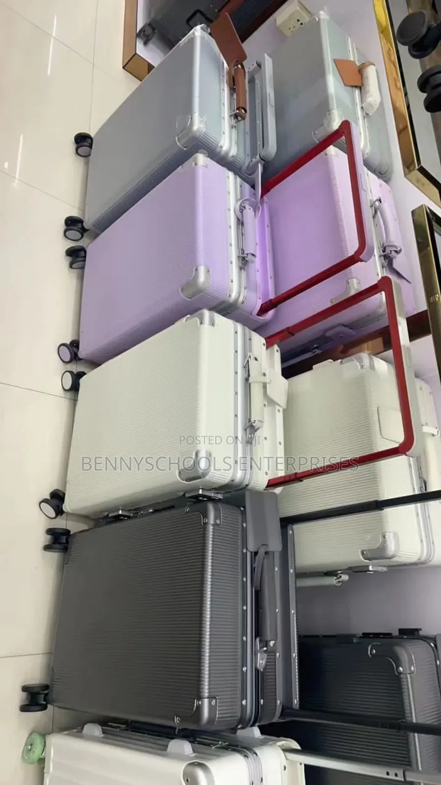 Set of 2 in 1 Imported Executive Travelling Luggage Boxes