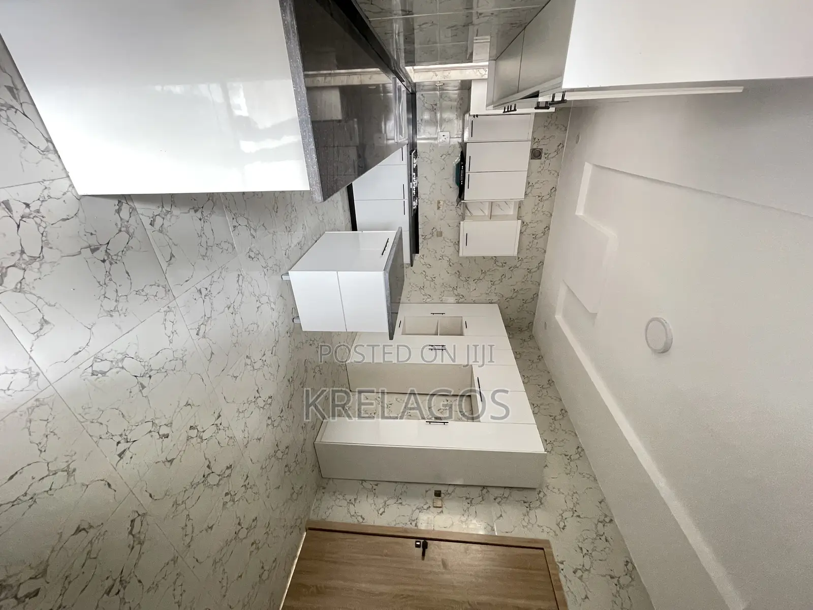 4bdrm Duplex in Ikota for sale