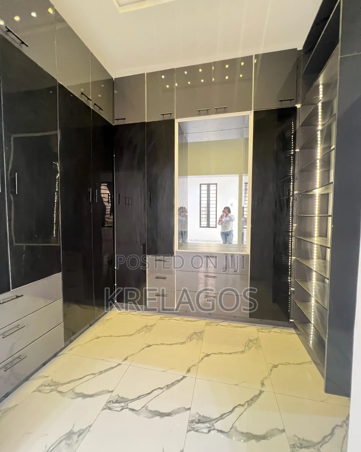 5bdrm Duplex in Ado / Ajah for sale