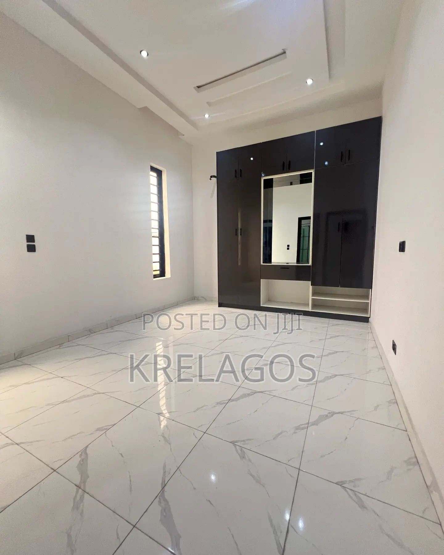 5bdrm Duplex in Ado / Ajah for sale