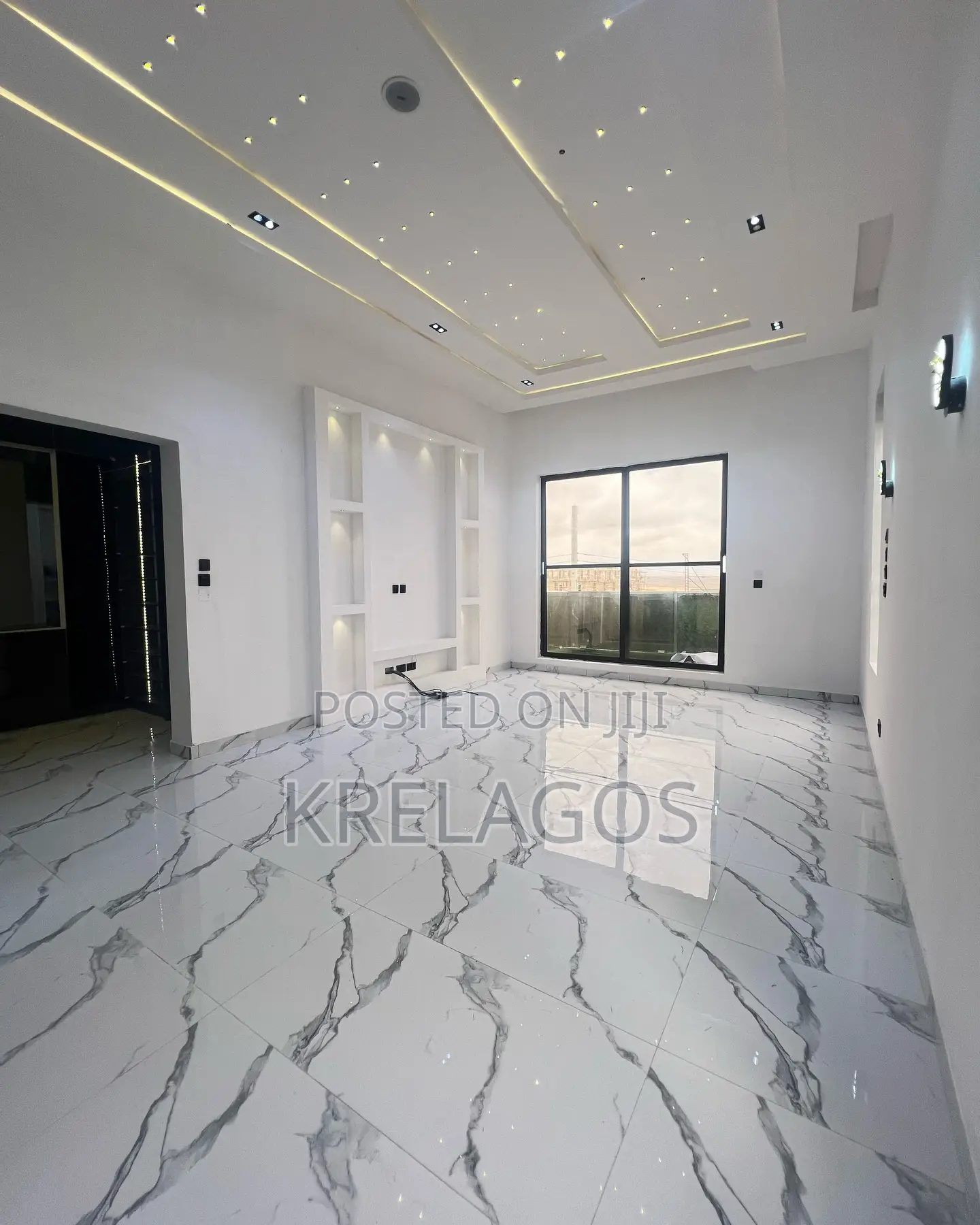 5bdrm Duplex in Ado / Ajah for sale