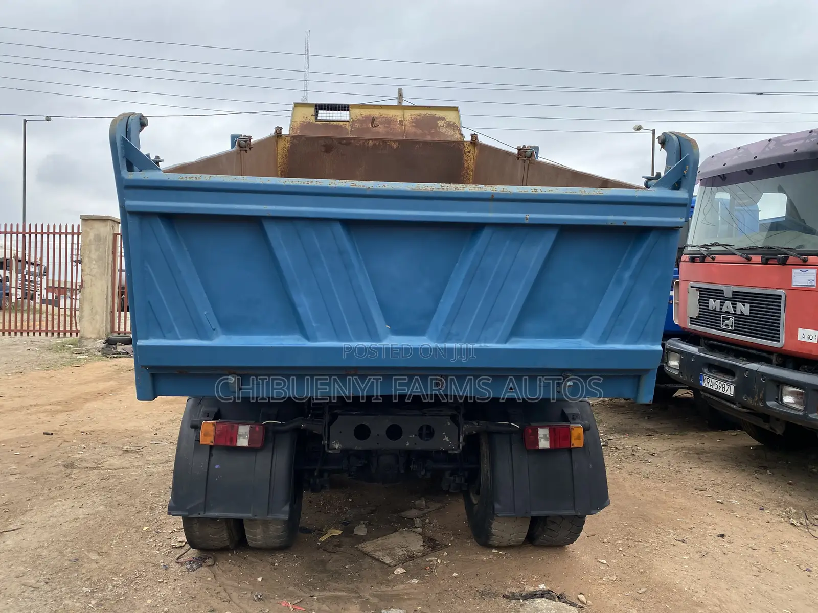 Man DIESEL 10-Tyres Tipper (30-Tons)