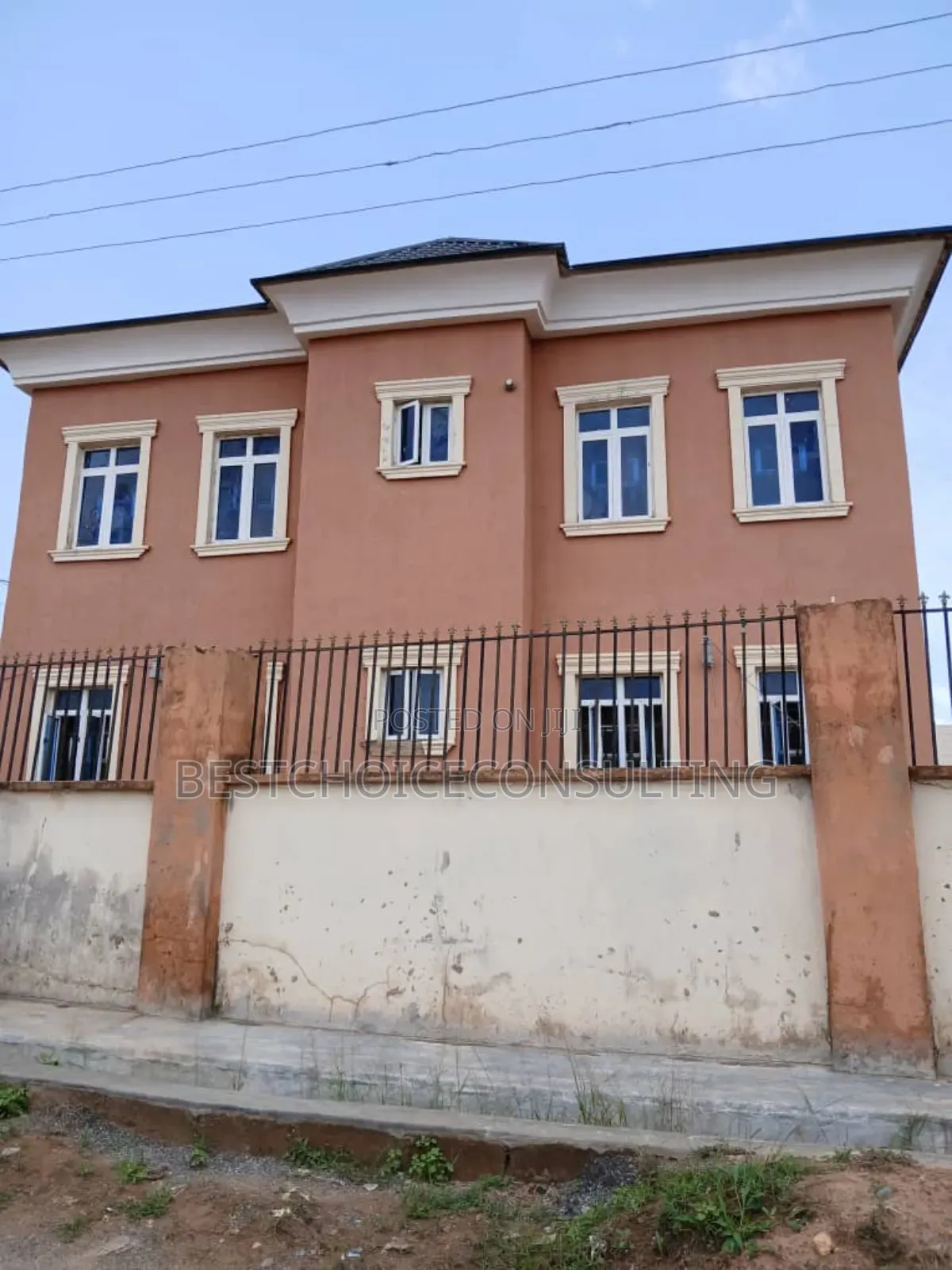 3bdrm Block of Flats in Akoto, Ibadan for sale