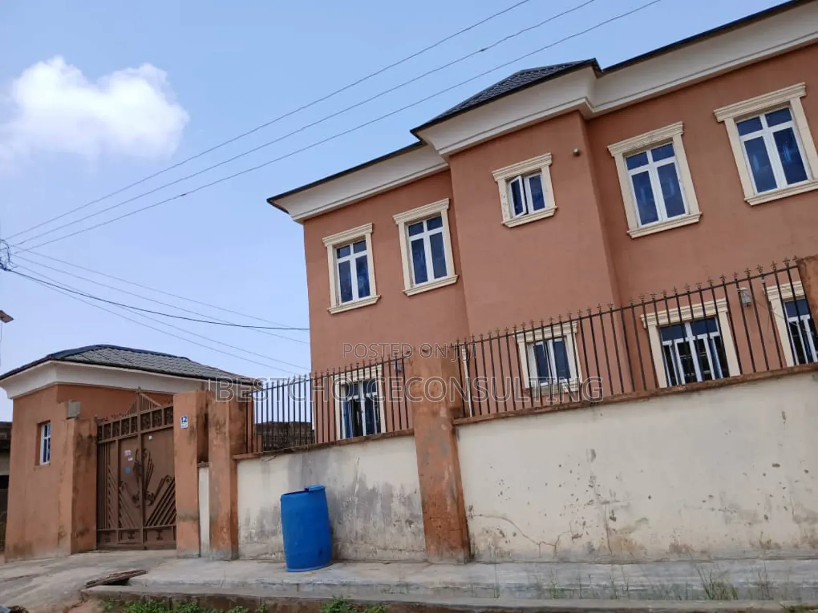 3bdrm Block of Flats in Akoto, Ibadan for sale
