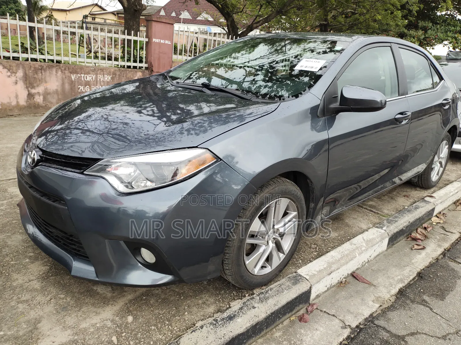 Toyota Corolla 2015 Gray