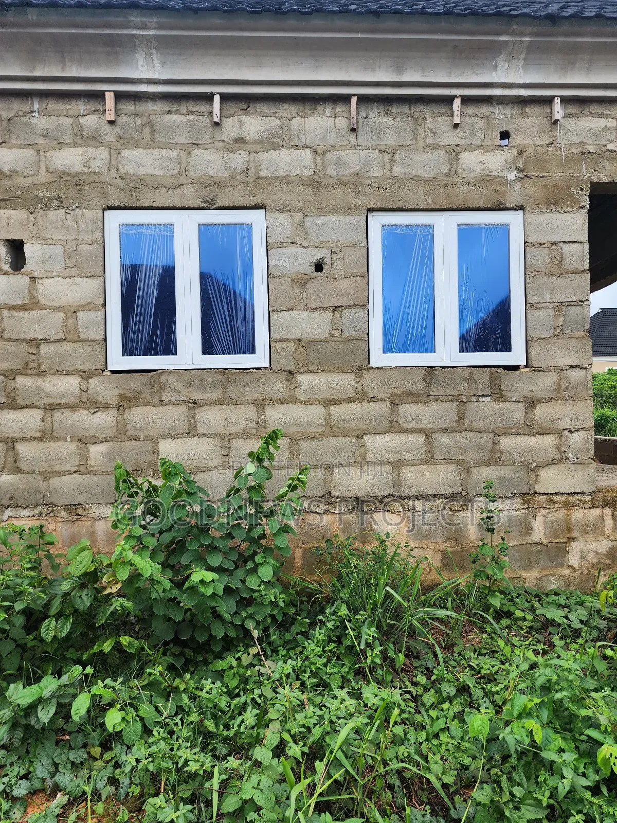 Aluminium Casements Window (White Colour