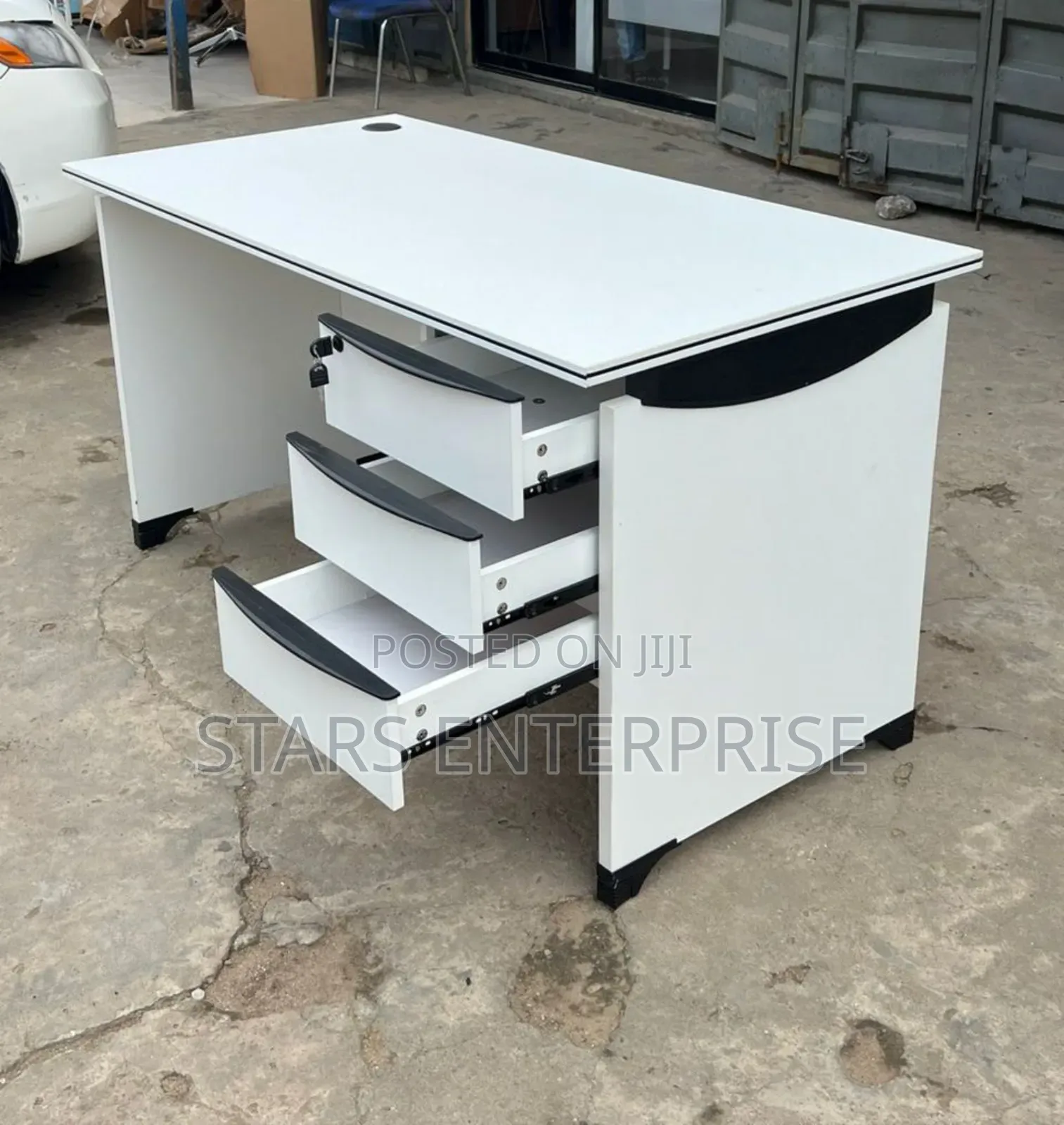 Office Desk With Drawers