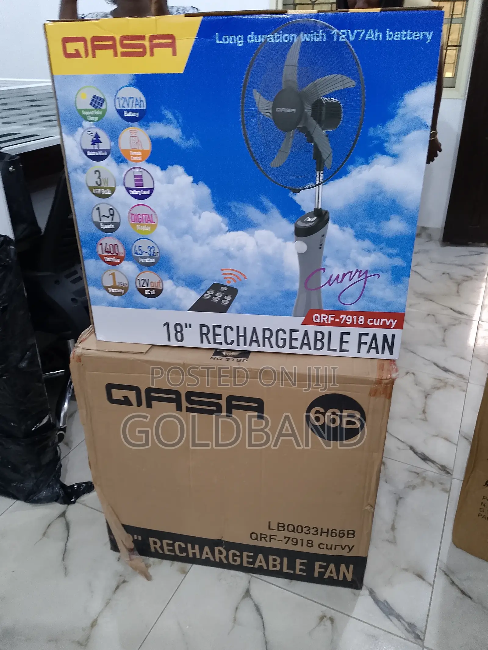 Dependable 18" Rechargeable Standing Fan