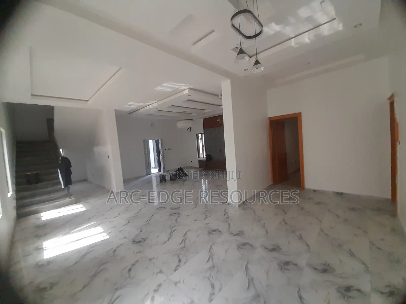 5bdrm Duplex in Apple Junction for sale