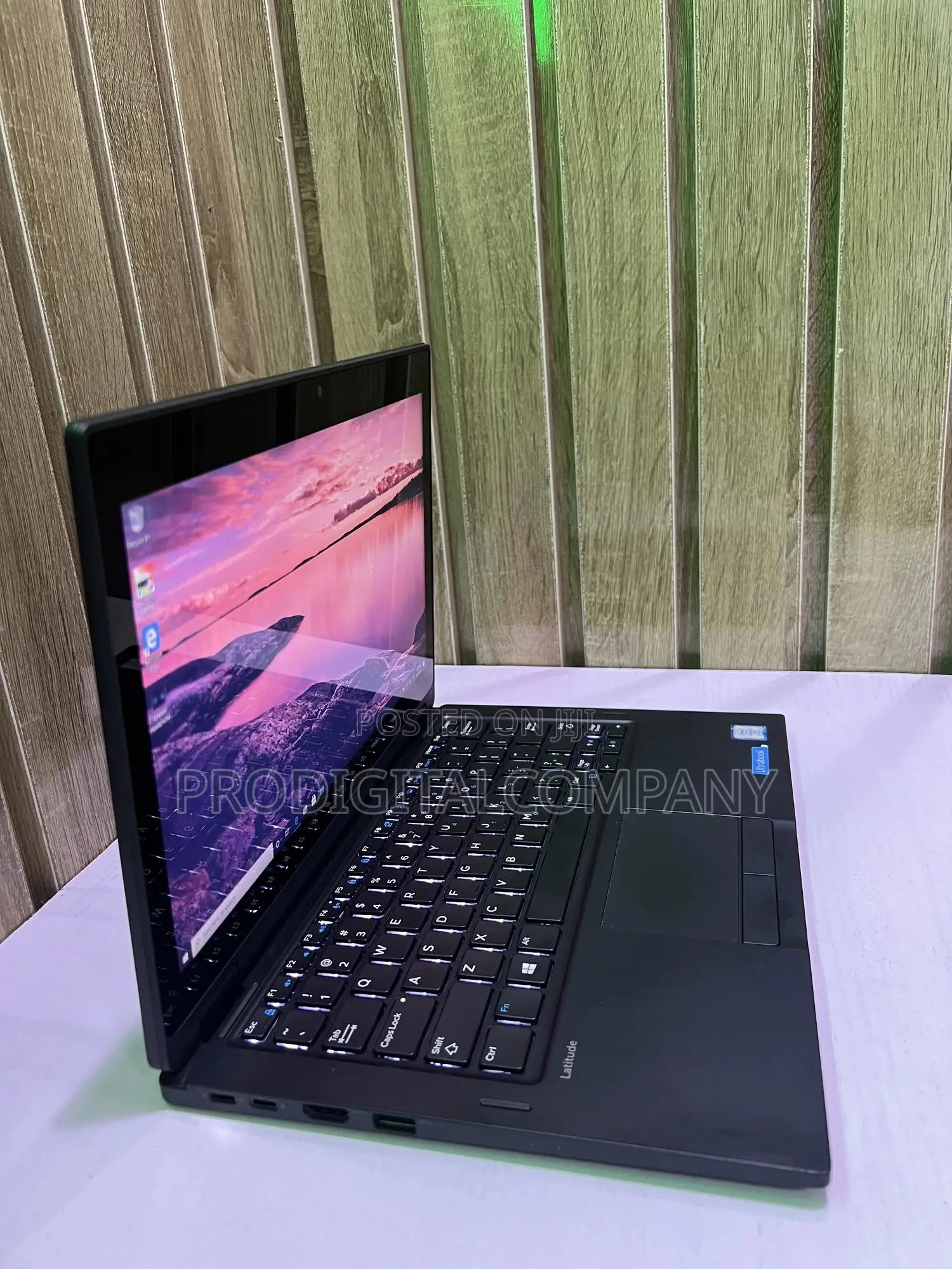 Laptop Dell Latitude 5289 16GB Intel Core I7 SSD 256GB