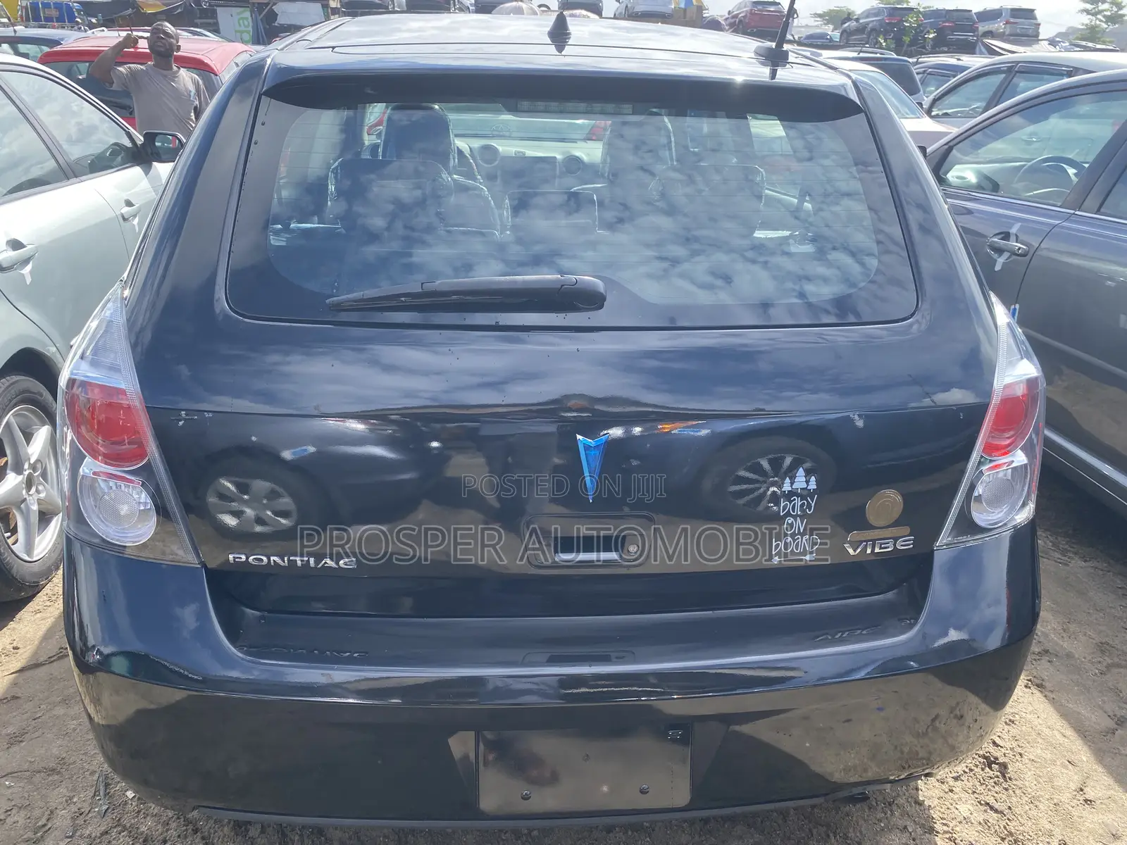 Pontiac Vibe 2.4 4WD 2009 Black