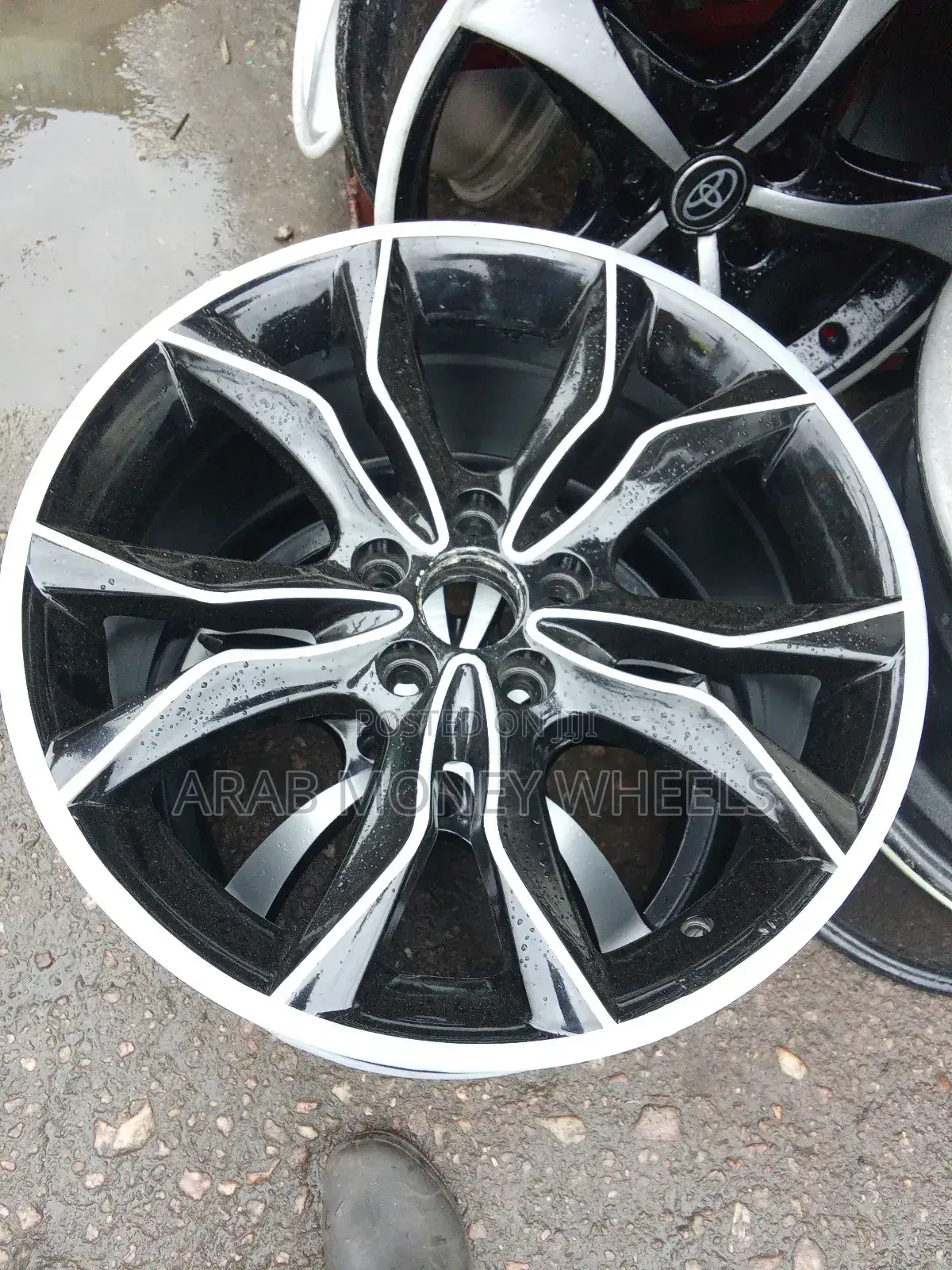 Pure Black Alloyd Wheels