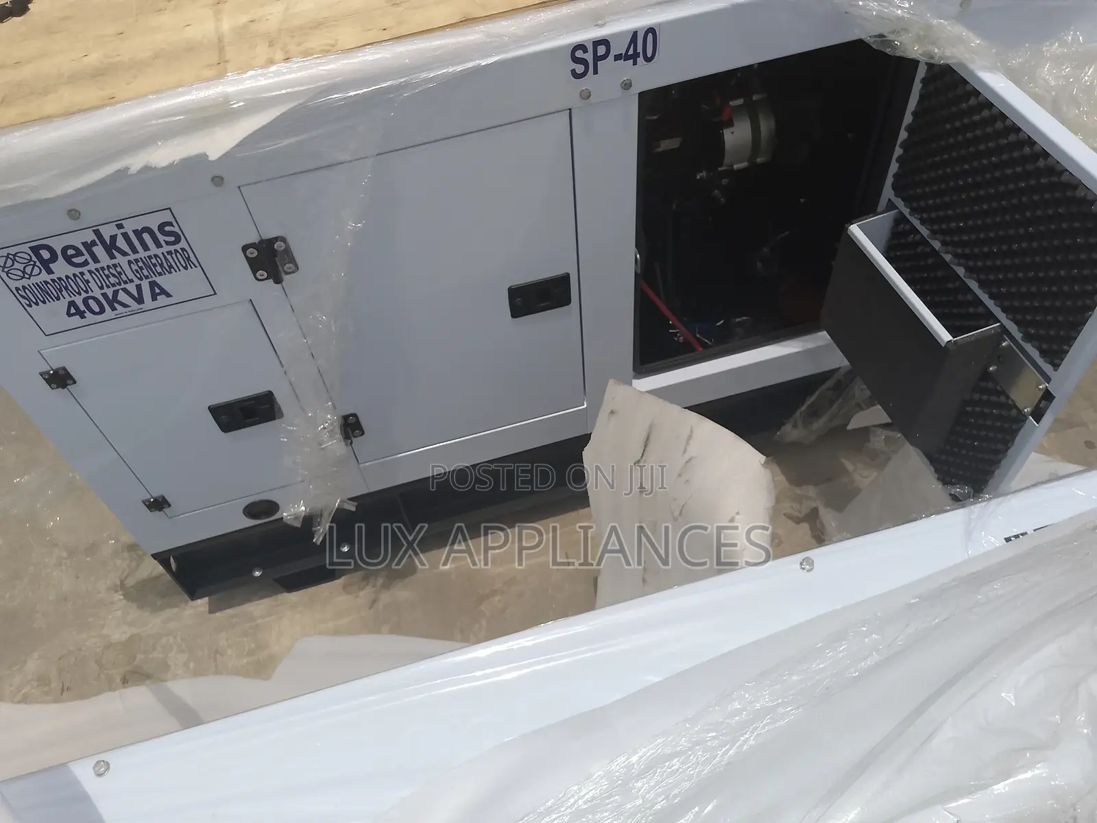 Premium Diesel Soundproof Perkins Generator 40kva
