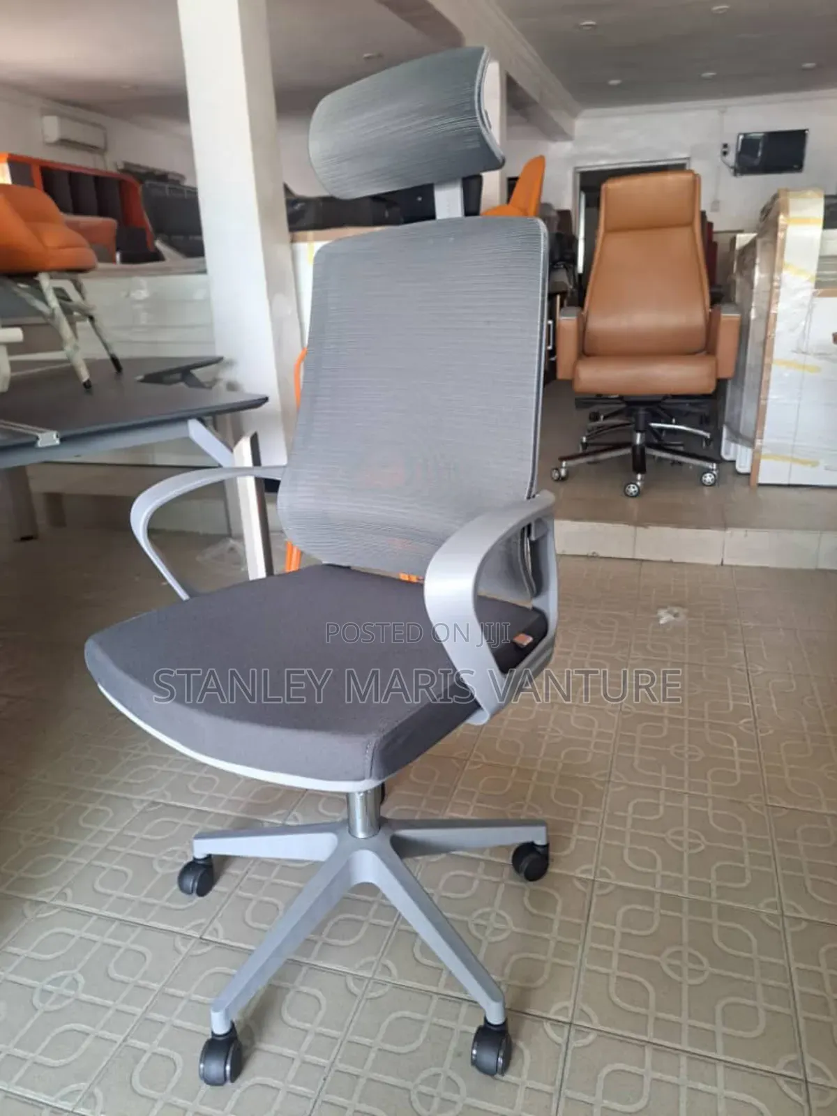 Ergonomic Swivel Chair