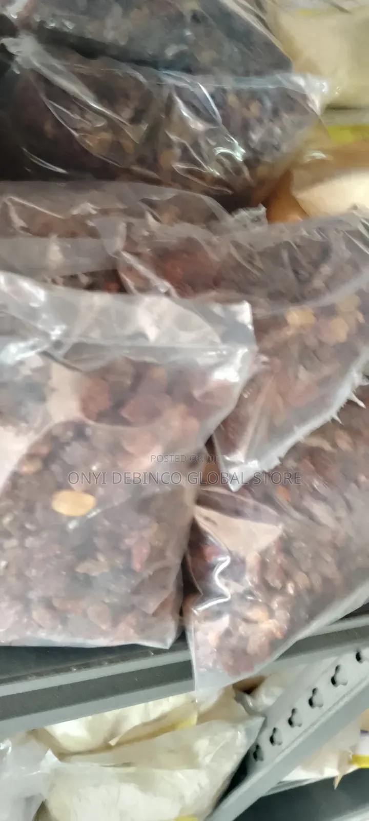 Brown and Dark Dried Raisins for Baking Bread/Cake 1kg