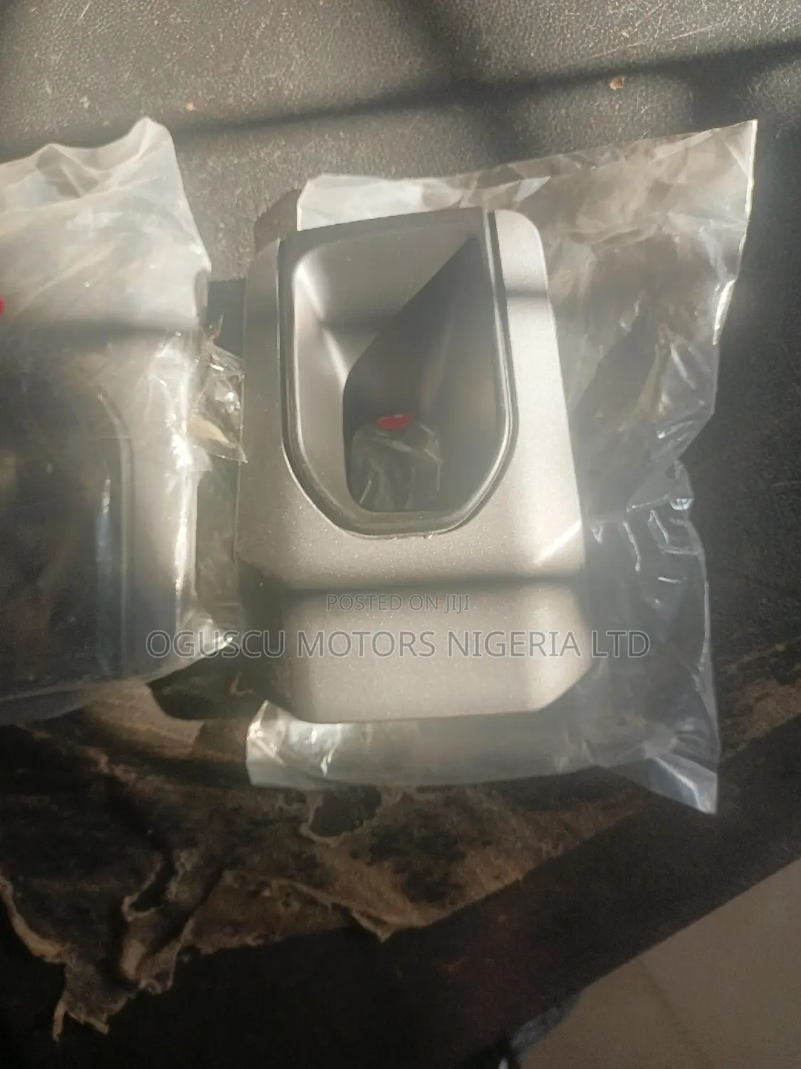 Set Foglamp Cover Hilux 2020 Model to 2021 Model